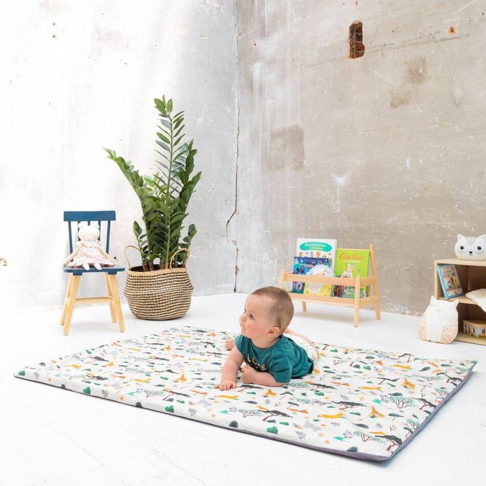 Le tapis d'éveil bébé : à quel âge l'utiliser ? – Jolihuit